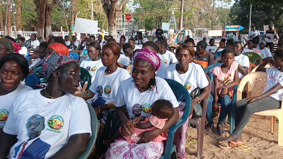 Femmes et enfants mobilisés au rassemblement